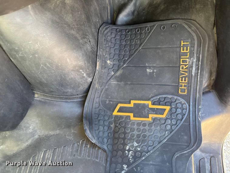 image for item FG1765 2013 Chevrolet Express 3500 box truck