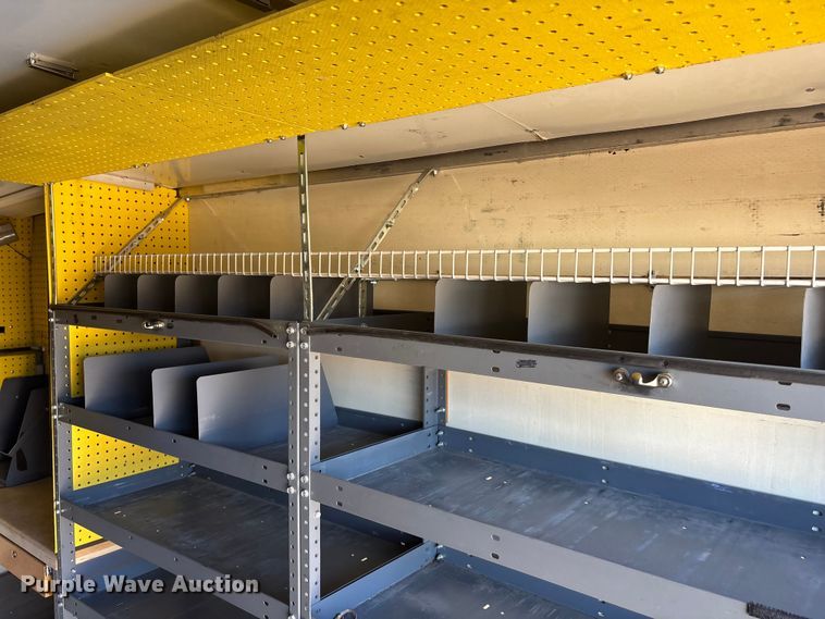 image for item FG1765 2013 Chevrolet Express 3500 box truck