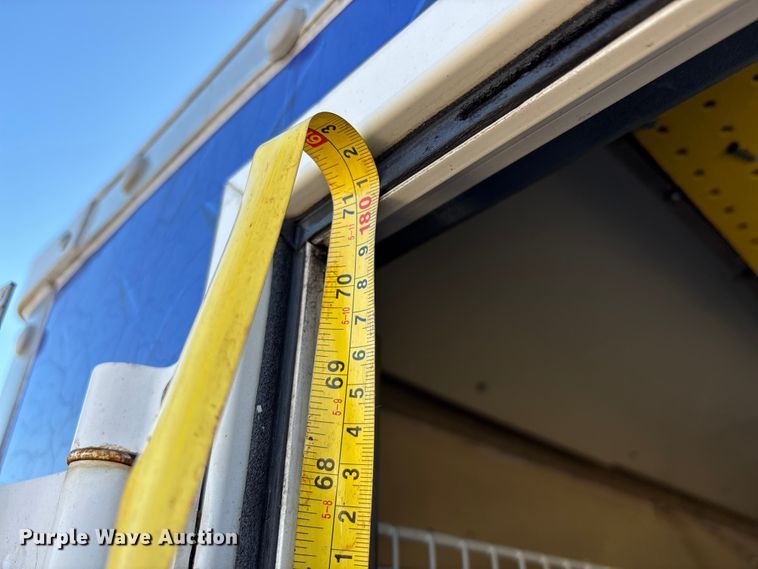 image for item FG1765 2013 Chevrolet Express 3500 box truck