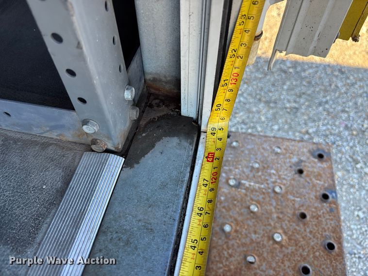 image for item FG1765 2013 Chevrolet Express 3500 box truck