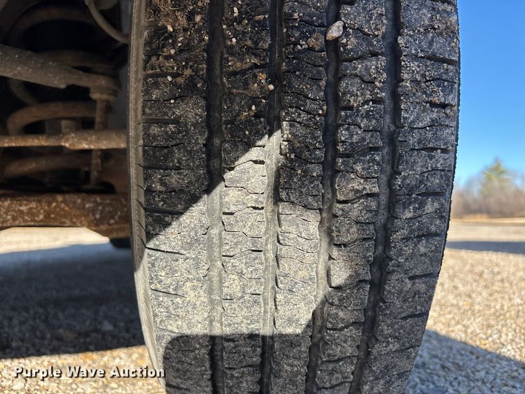 image for item FG1765 2013 Chevrolet Express 3500 box truck