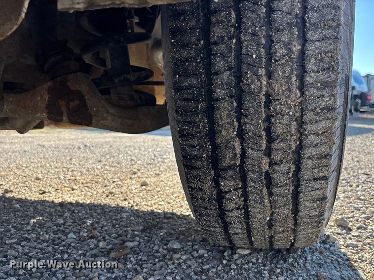 image for item FG1765 2013 Chevrolet Express 3500 box truck