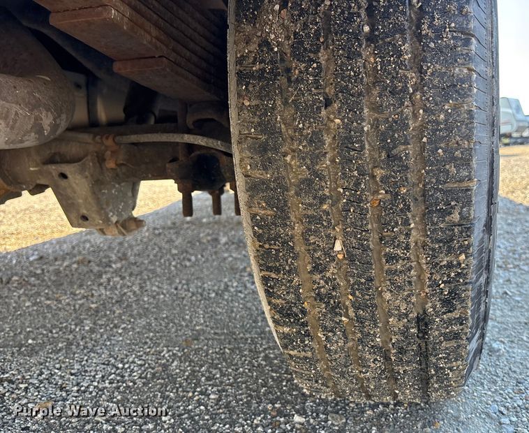 image for item FG1765 2013 Chevrolet Express 3500 box truck