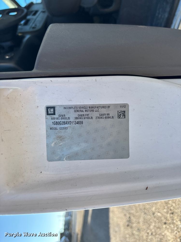 image for item FG1765 2013 Chevrolet Express 3500 box truck