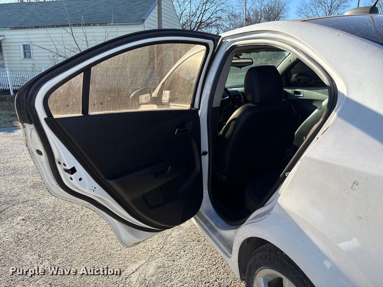 image for item FG2515 2015 Chevrolet Sonic 