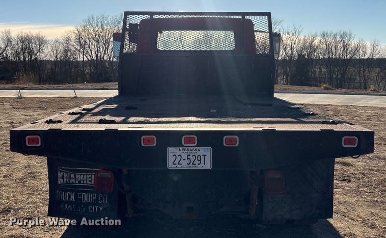 image for item FG2521 1991 International 4700 flatbed truck