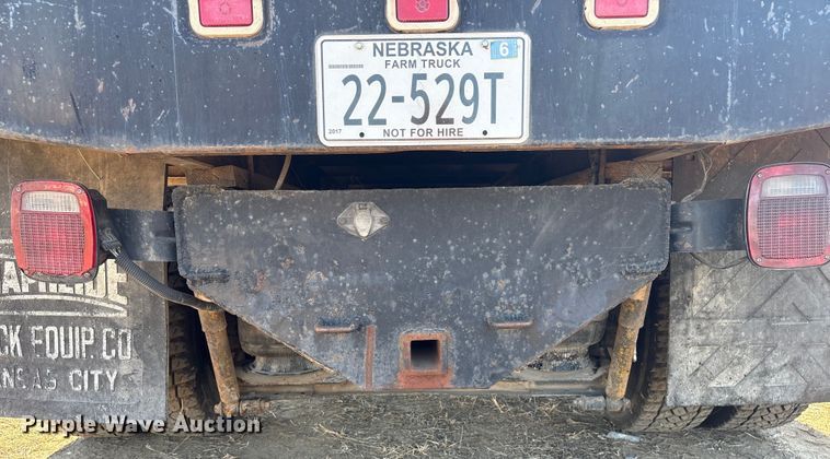 image for item FG2521 1991 International 4700 flatbed truck