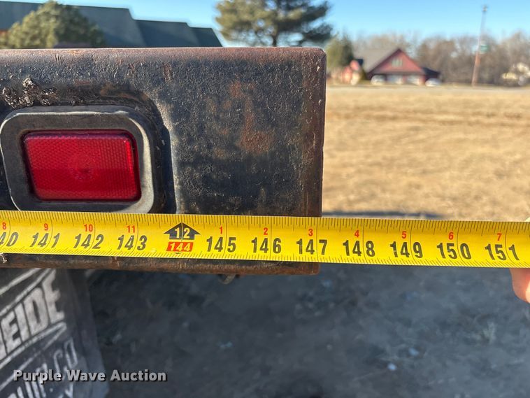 image for item FG2521 1991 International 4700 flatbed truck