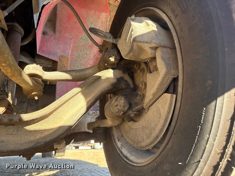 image for item FG2521 1991 International 4700 flatbed truck