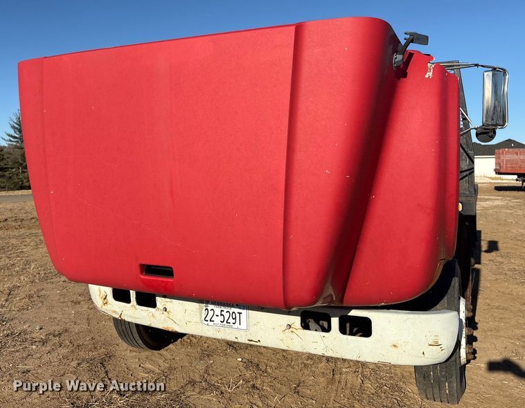 image for item FG2521 1991 International 4700 flatbed truck