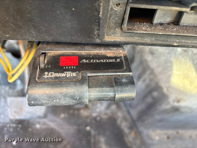 image for item FG2521 1991 International 4700 flatbed truck