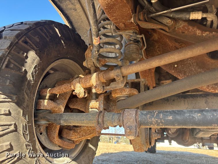 image for item FG2522 2005 Ford F250 Super Duty XL Ext. Cab utility bed pickup truck