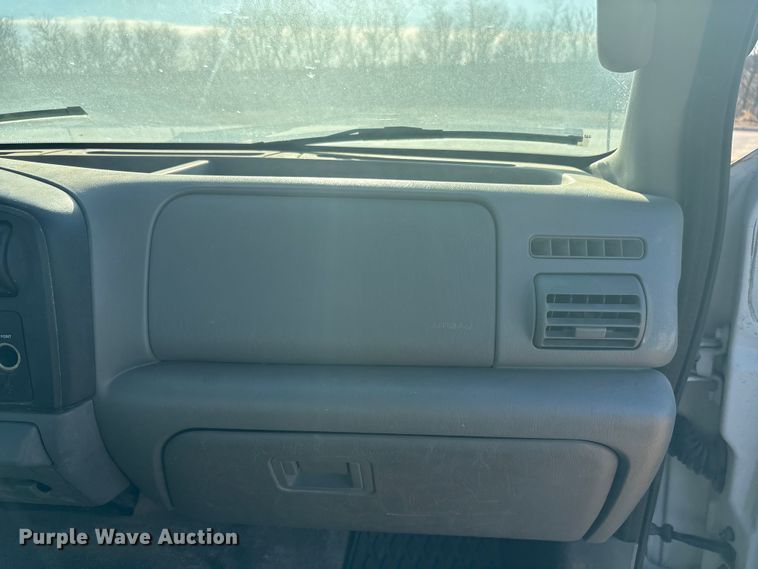 image for item FG2522 2005 Ford F250 Super Duty XL Ext. Cab utility bed pickup truck