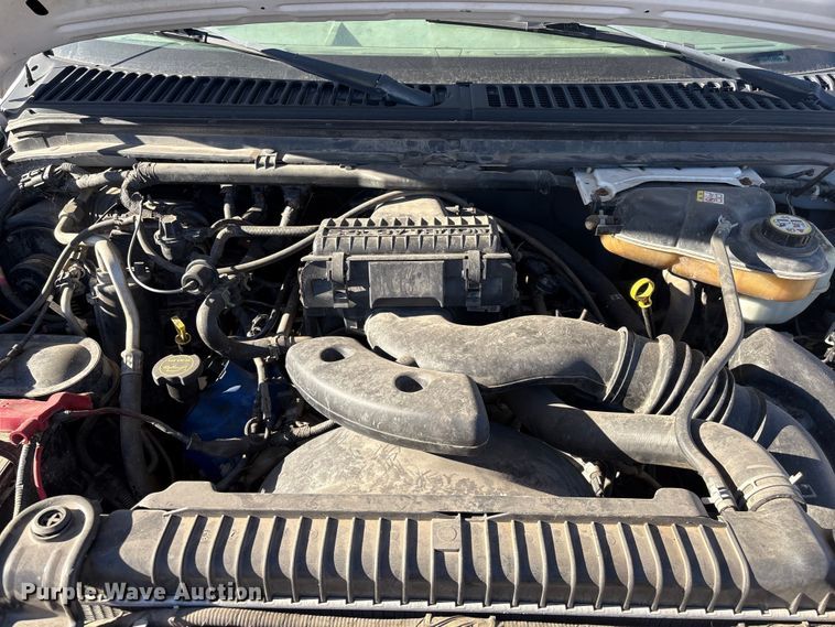 image for item FG2522 2005 Ford F250 Super Duty XL Ext. Cab utility bed pickup truck