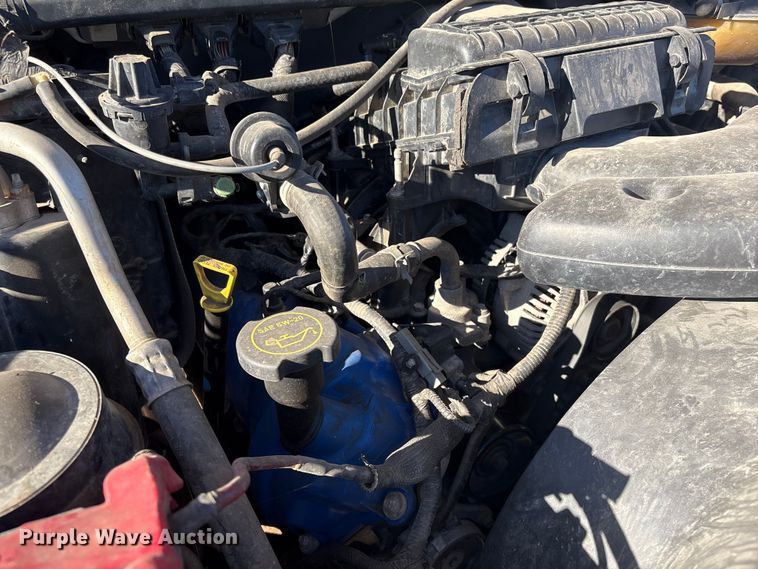 image for item FG2522 2005 Ford F250 Super Duty XL Ext. Cab utility bed pickup truck