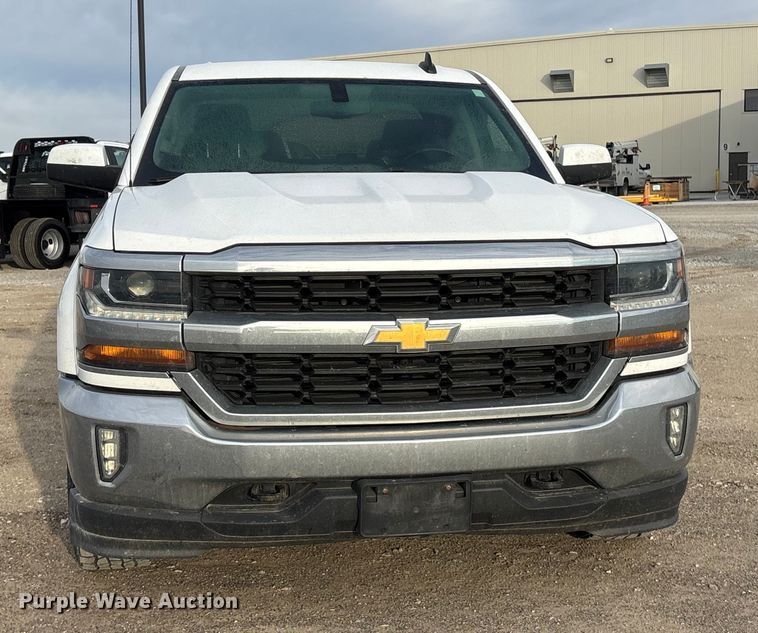 image for item FG2549 2018 Chevrolet Silverado Ext. Cab pickup truck