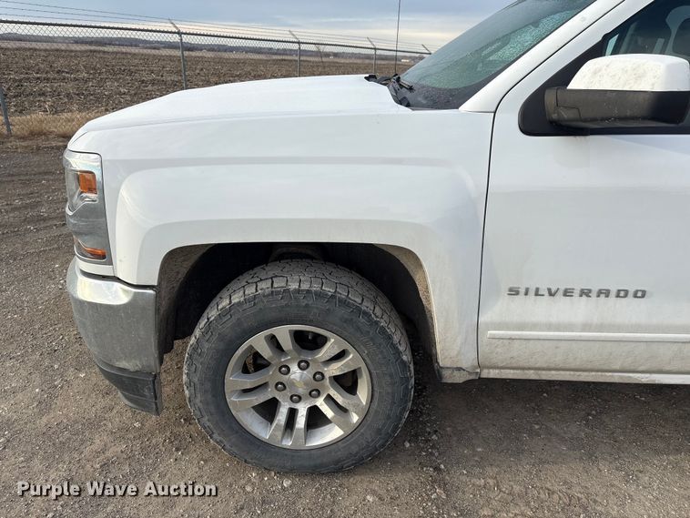 image for item FG2549 2018 Chevrolet Silverado Ext. Cab pickup truck