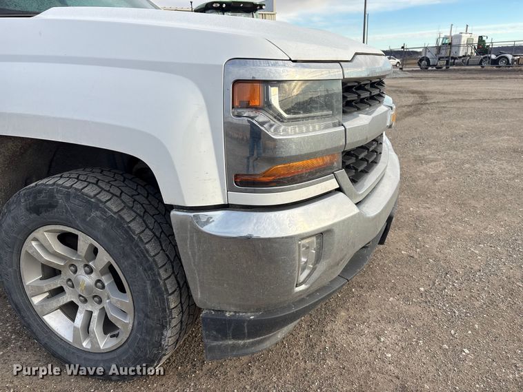 image for item FG2549 2018 Chevrolet Silverado Ext. Cab pickup truck