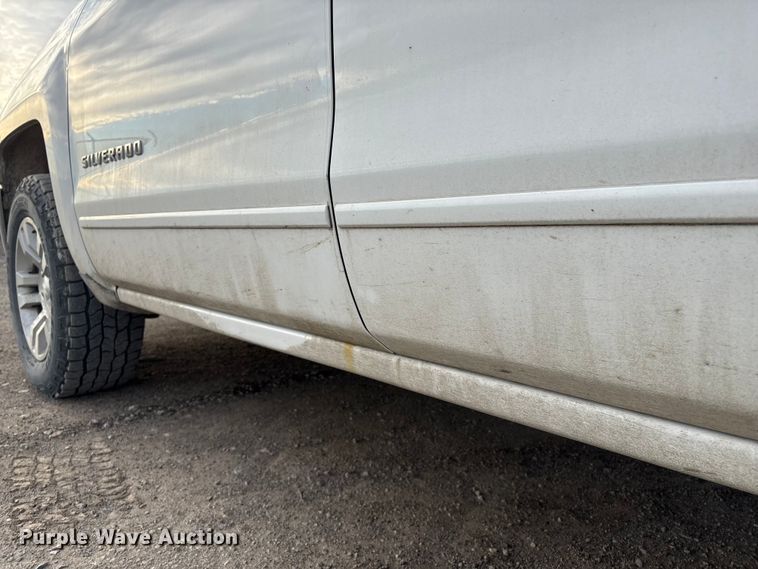 image for item FG2549 2018 Chevrolet Silverado Ext. Cab pickup truck