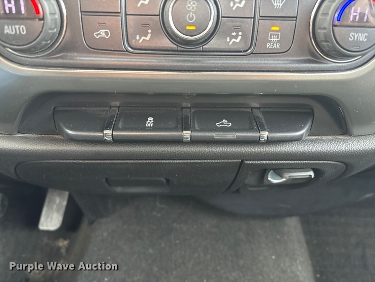 image for item FG2549 2018 Chevrolet Silverado Ext. Cab pickup truck