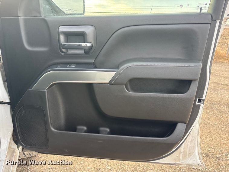 image for item FG2549 2018 Chevrolet Silverado Ext. Cab pickup truck