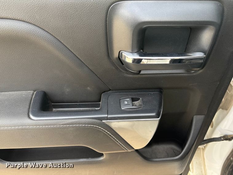 image for item FG2549 2018 Chevrolet Silverado Ext. Cab pickup truck