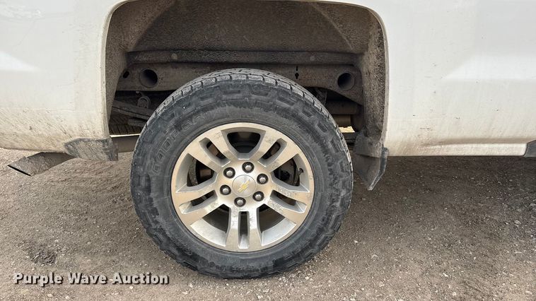 image for item FG2549 2018 Chevrolet Silverado Ext. Cab pickup truck