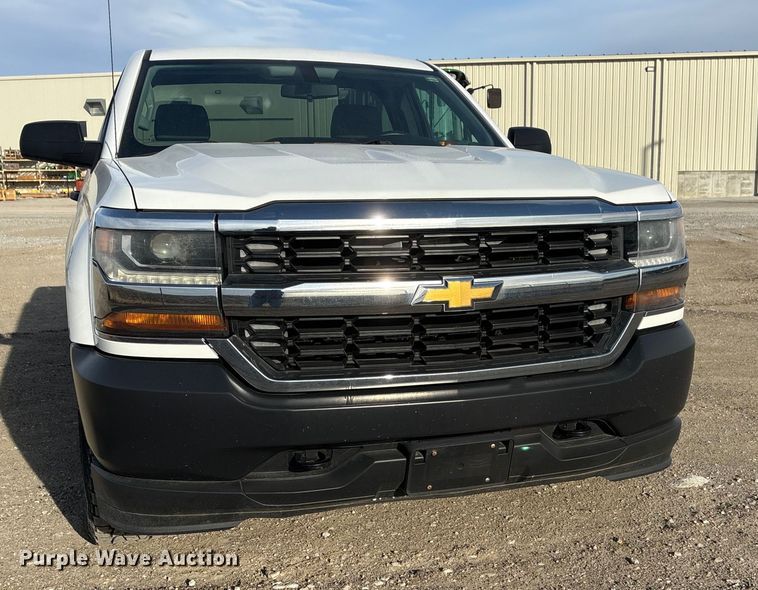 image for item FG2550 2016 Chevrolet Silverado pickup truck