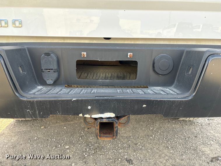 image for item FG2550 2016 Chevrolet Silverado pickup truck