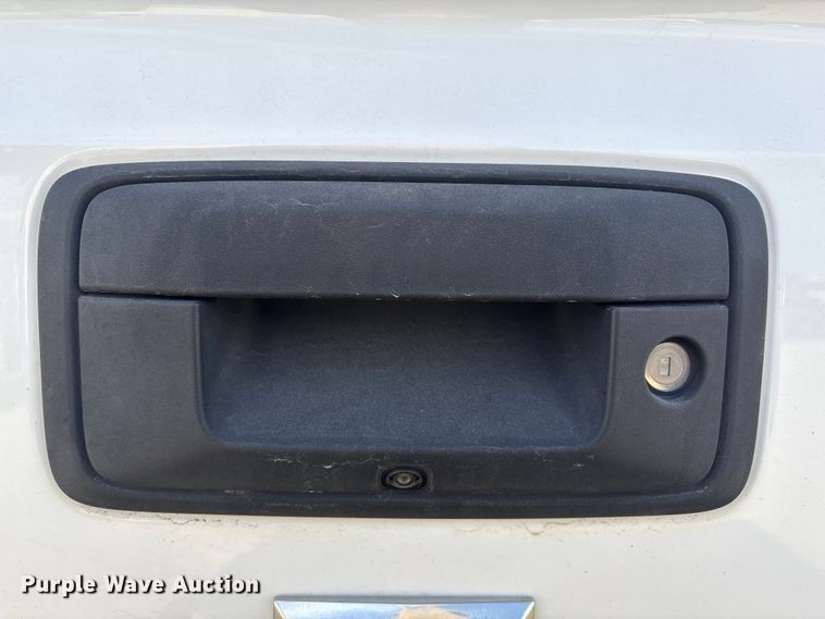 image for item FG2550 2016 Chevrolet Silverado pickup truck