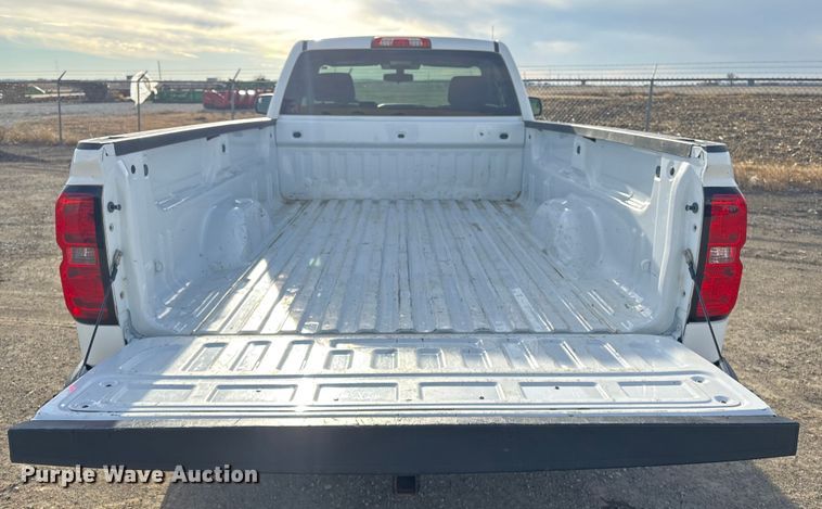 image for item FG2550 2016 Chevrolet Silverado pickup truck