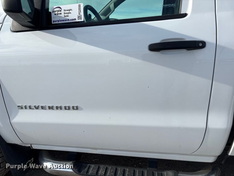 image for item FG2550 2016 Chevrolet Silverado pickup truck