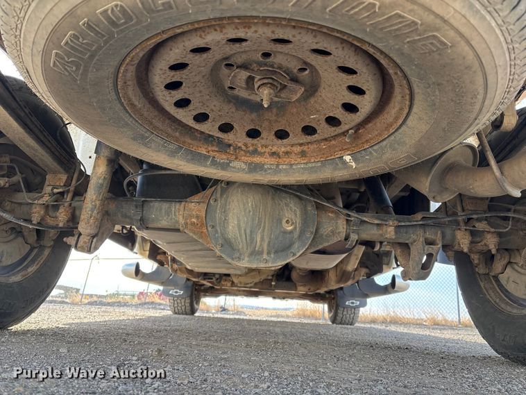 image for item FG2550 2016 Chevrolet Silverado pickup truck