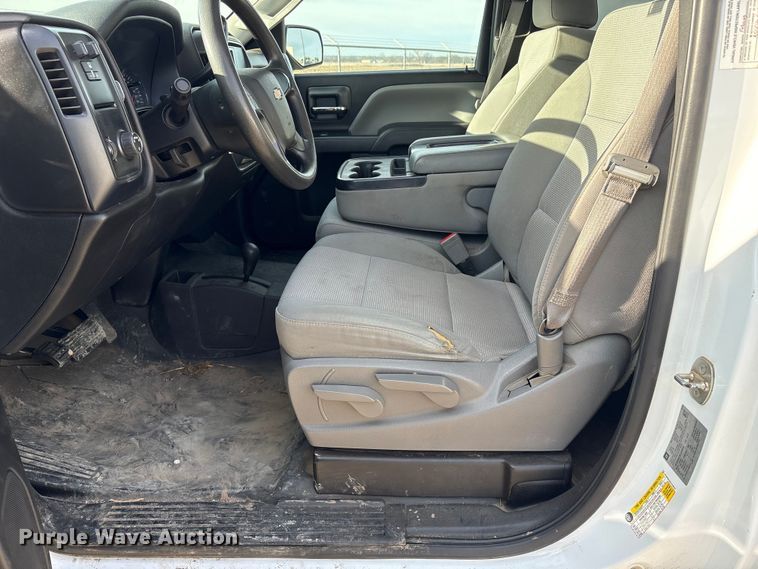 image for item FG2550 2016 Chevrolet Silverado pickup truck