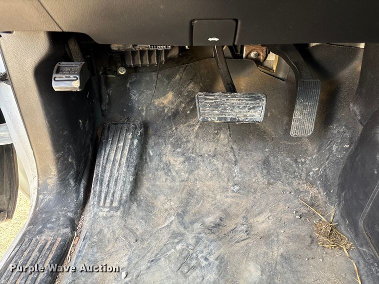 image for item FG2550 2016 Chevrolet Silverado pickup truck