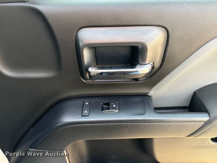 image for item FG2550 2016 Chevrolet Silverado pickup truck