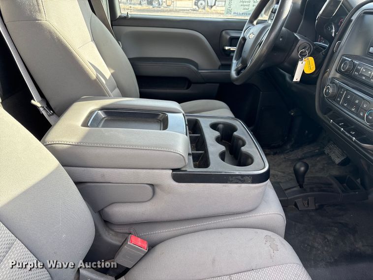 image for item FG2550 2016 Chevrolet Silverado pickup truck