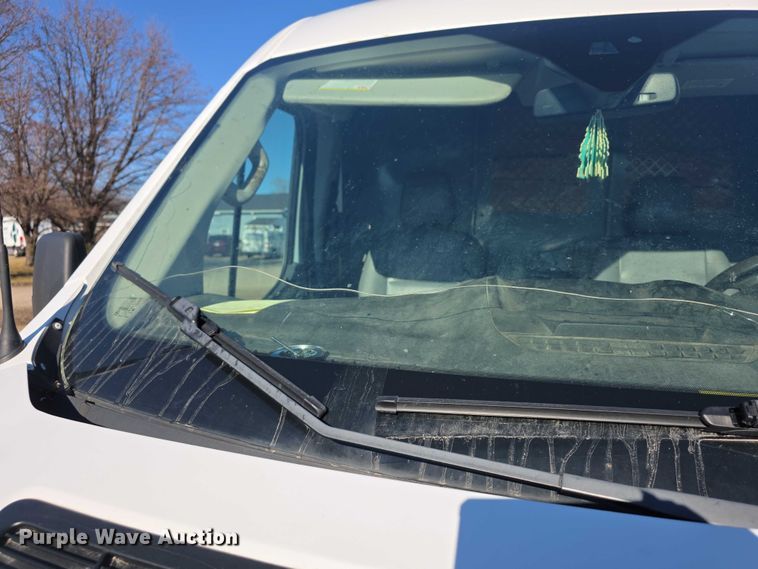 image for item FI0752 2019 Ford Transit 250 van