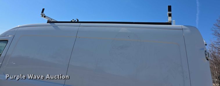 image for item FI0752 2019 Ford Transit 250 van