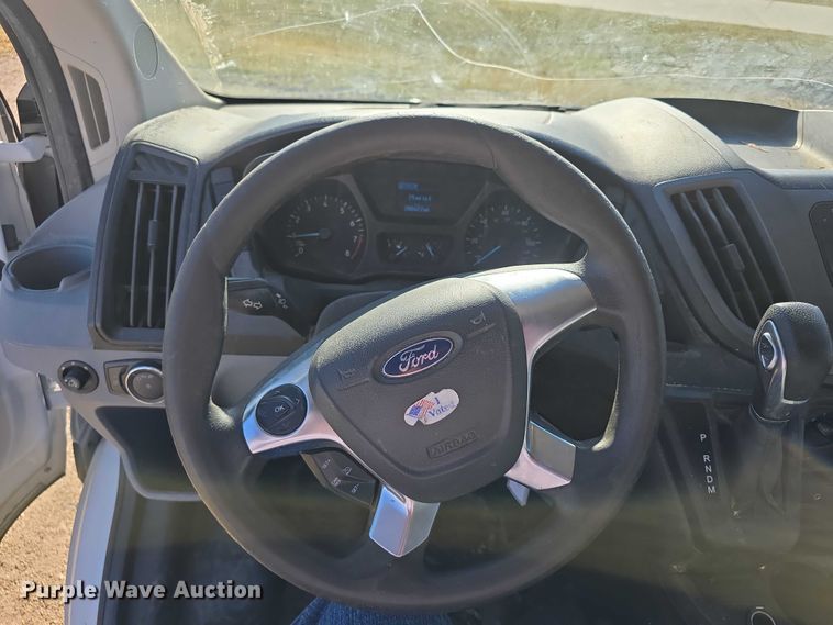 image for item FI0752 2019 Ford Transit 250 van