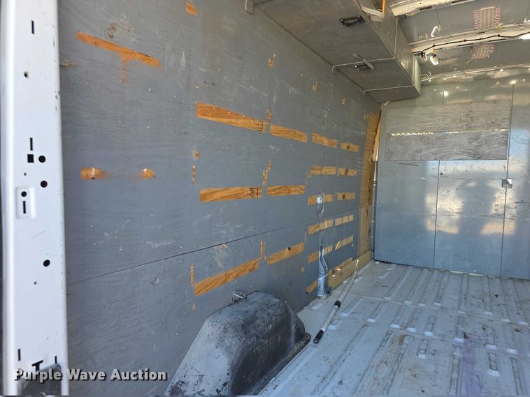 image for item FI0752 2019 Ford Transit 250 van