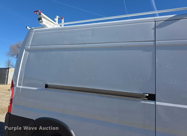 image for item FI0761 2017 RAM ProMaster 2500 van