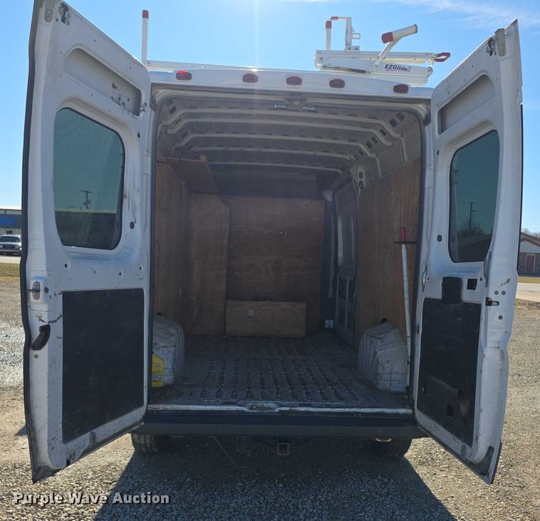 image for item FI0761 2017 RAM ProMaster 2500 van