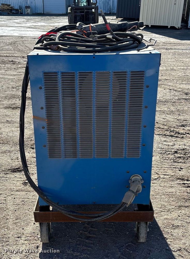 image for item FI1594 Miller GPS-1500V welding power supply