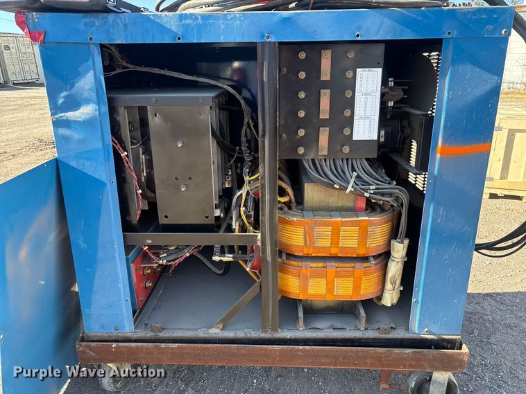 image for item FI1594 Miller GPS-1500V welding power supply