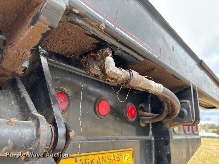 image for item FI1642 2009 Chevrolet Silverado 3500HD bale bed pickup truck