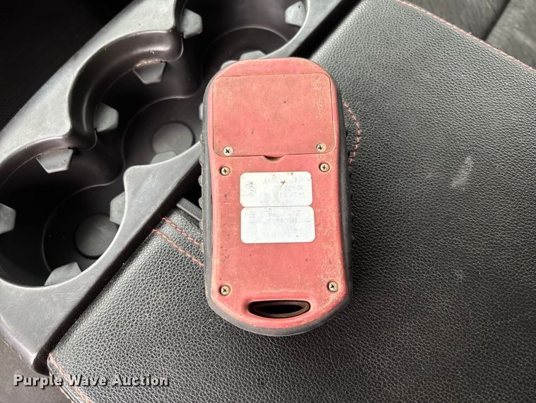 image for item FI1642 2009 Chevrolet Silverado 3500HD bale bed pickup truck