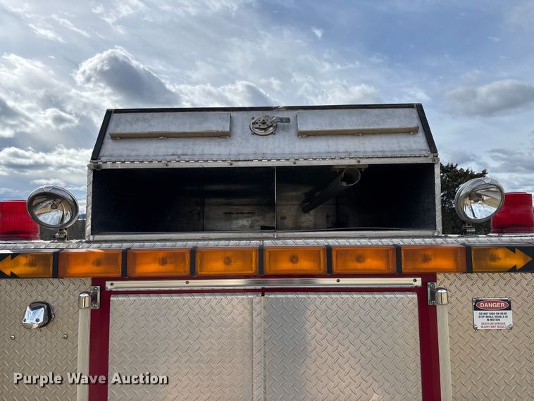 image for item FI1643 1997 Ford F450 Super Duty rescue vehicle