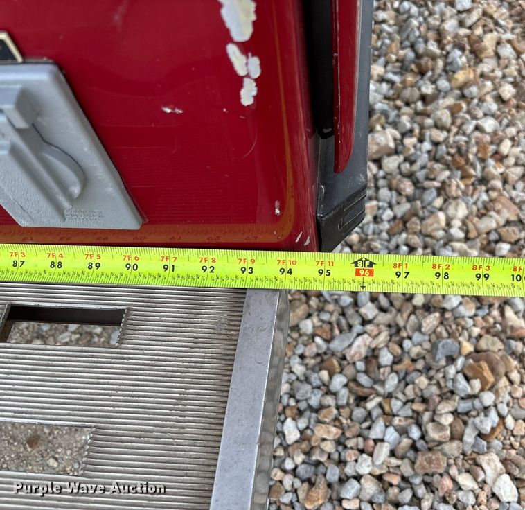 image for item FI1643 1997 Ford F450 Super Duty rescue vehicle