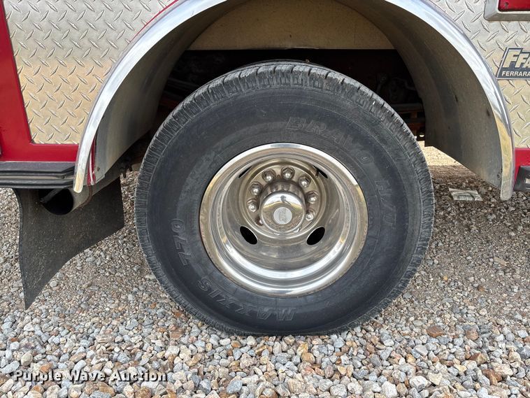 image for item FI1643 1997 Ford F450 Super Duty rescue vehicle